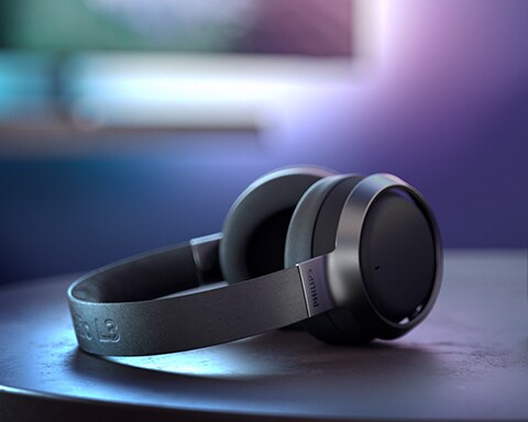 Philips Fidelio fejhallgatók és soundbar hangsugárzók