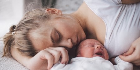 Szoptatás az első 24-48 órában